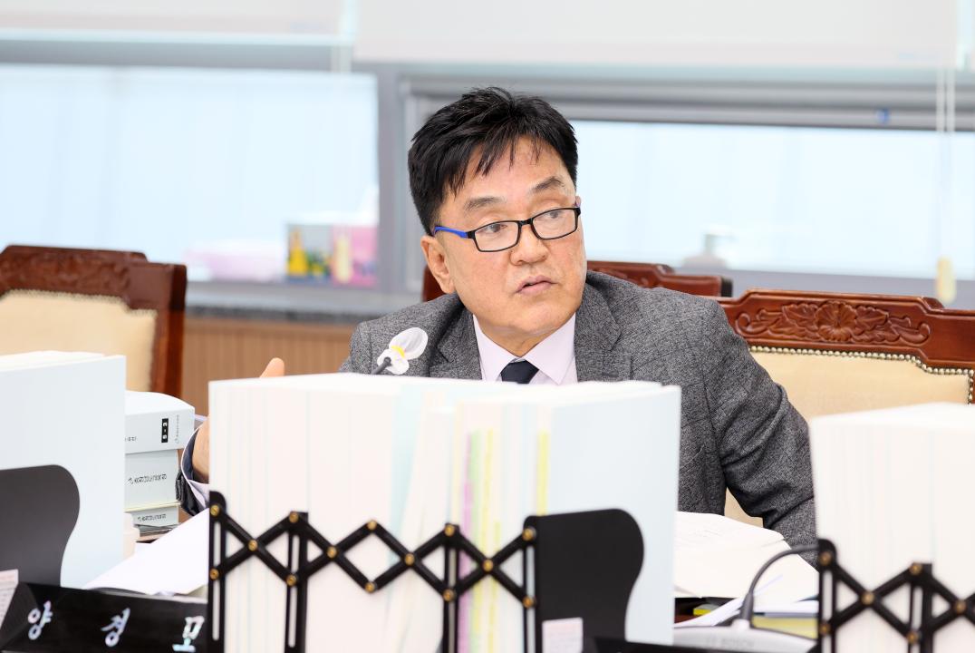 '제362회 정례회 제3차 예산결산특별위원회' 게시글의 사진(44) '251211_제3차 예산결산특별위원회_49.JPG'