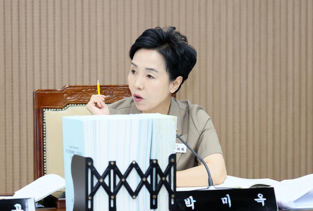 '제361회 임시회 제1차 예산결산특별위원회' 게시글의 사진(92) '250908_제361회 임시회 예결특위_105.JPG'