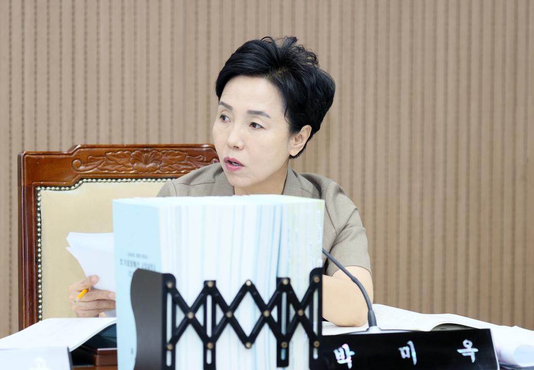 '제361회 임시회 제1차 예산결산특별위원회' 게시글의 사진(90) '250908_제361회 임시회 예결특위_102.JPG'