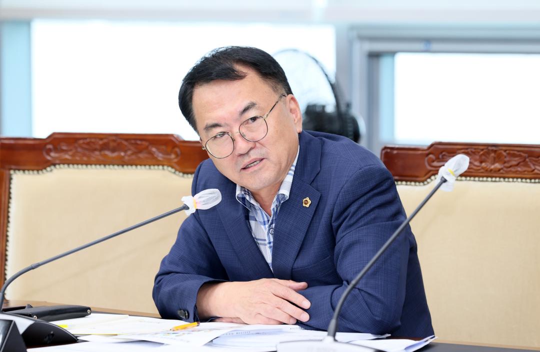 '제361회 임시회 제1차 예산결산특별위원회' 게시글의 사진(50) '250908_제361회 임시회 예결특위_53.JPG'