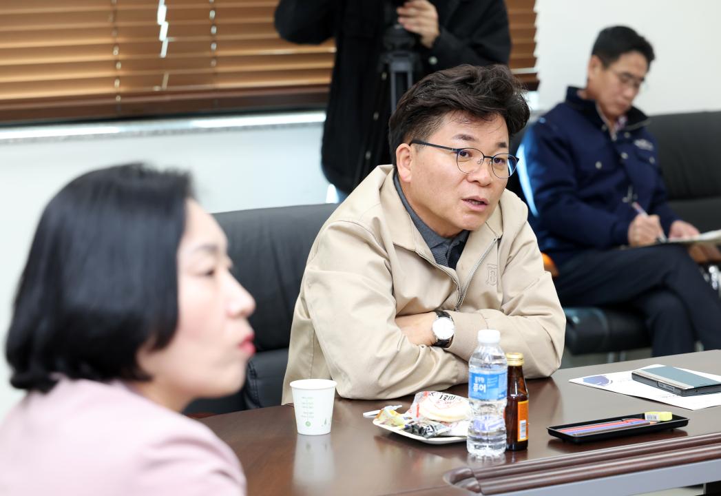'제358회 임시회 보건복지환경위원회 현장방문' 게시글의 사진(163) '0415_안면도 수목원 현장방문19.jpg'