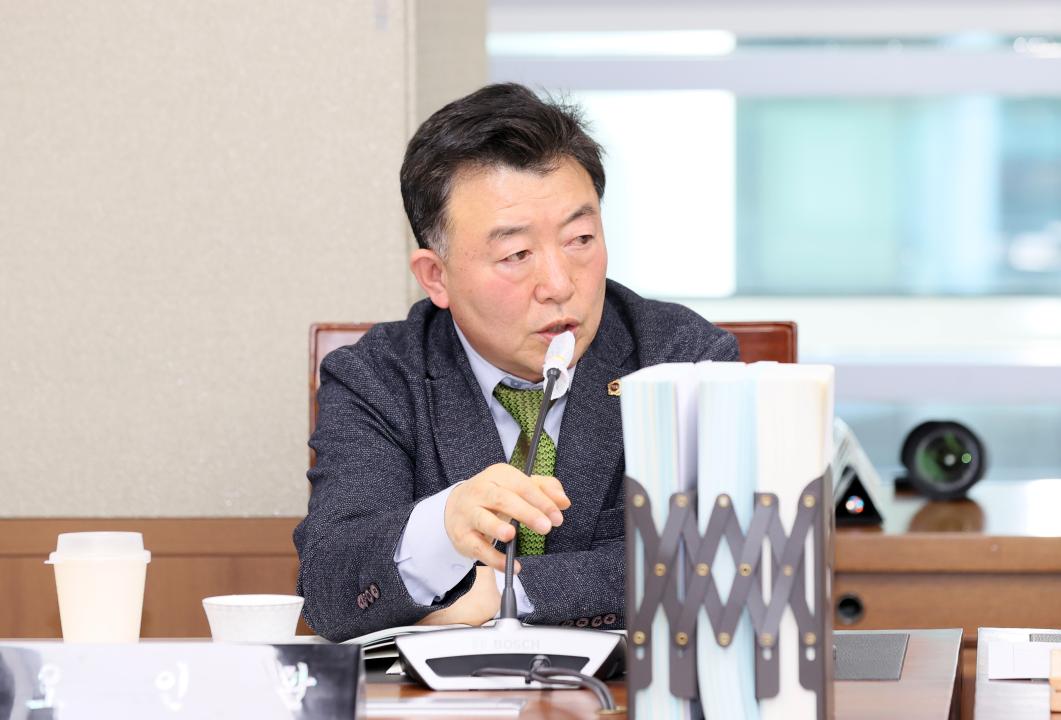 '제363회 임시회 제2차 농수산해양위원회' 게시글의 사진(28) '260122_제363회 임시회 제2차 농수산해양위원회_46.JPG'