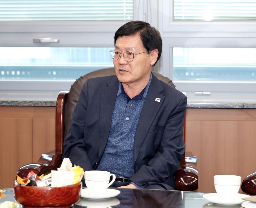 '제주특별자치도의회 교육위원회 충남도의회 방문' 게시글의 사진(39) '1104_제주도의회 교육위원회 방문53.jpg'