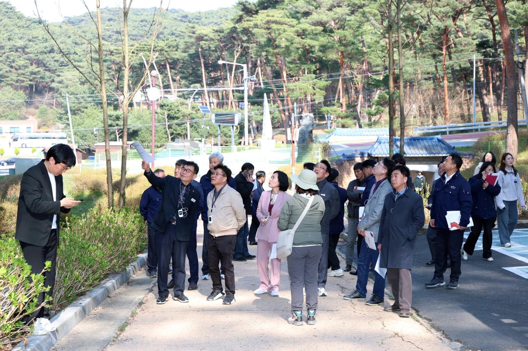 '제358회 임시회 보건복지환경위원회 현장방문' 게시글의 사진(181) '0415_안면도 수목원 현장방문37.jpg'
