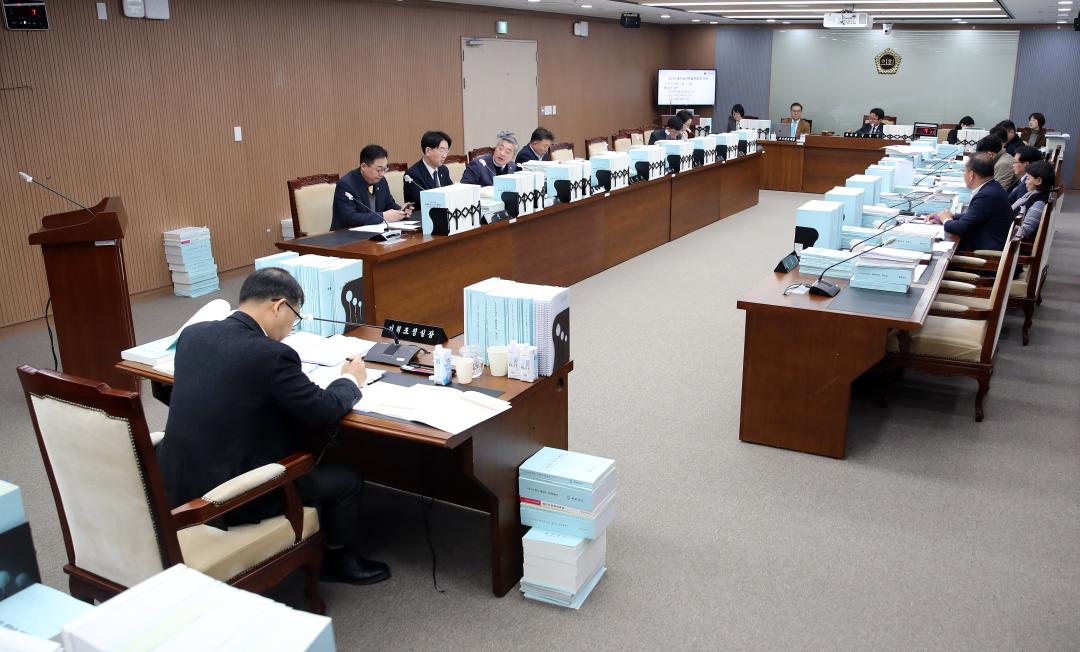 '제362회 정례회 제2차 예산결산특별위원회' 게시글의 사진(3) '1209_제2차 예결위_3.jpg'