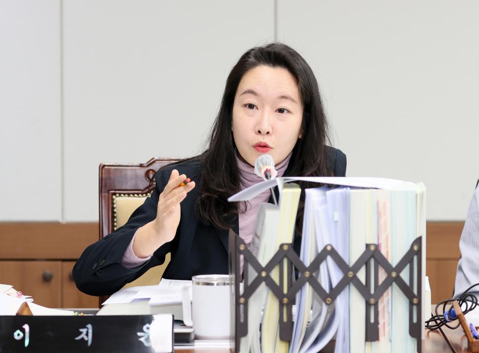 '제362회 정례회 제5차 교육위원회' 게시글의 사진(33) '251202_제5차 교육위원회_57.JPG'