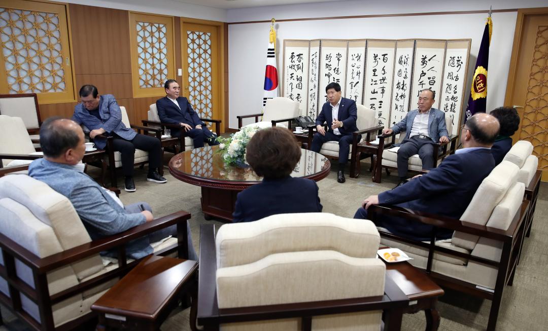 '제8대 도의원 접견' 게시글의 사진(18) '0830_8대 의원 접견04.jpg'