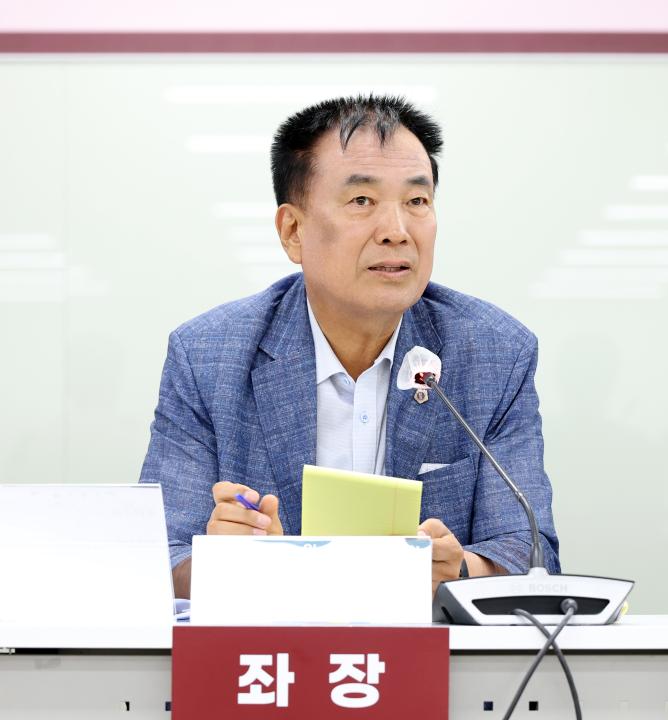 '충청남도 장애교원 지원정책 개선 방안 모색을 위한 의정토론회(좌장 방한일 의원)' 게시글의 사진(29) '0731_충청남도 장애 교원 지원정책 의정토론회36.jpg'
