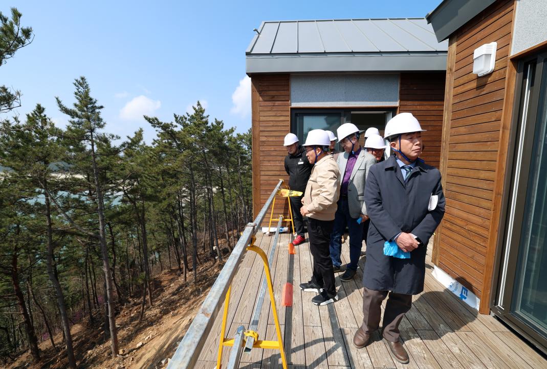'제358회 임시회 보건복지환경위원회 현장방문' 게시글의 사진(133) '0415_원산도 자연휴양림 현장방문43.jpg'