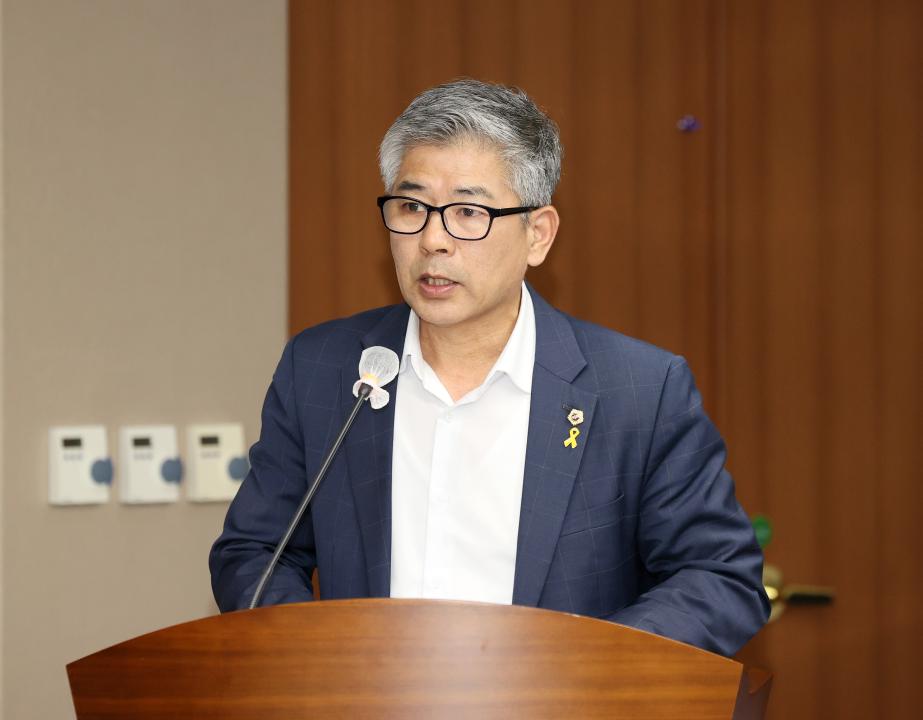 '제358회 임시회 제1차 건설소방위원회' 게시글의 사진(27) '250411_제358회 임시회 제1차 건설소방위원회_40.JPG'