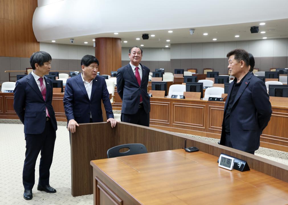 '대전세종충남 중소기업 협회 회장 일행 접견' 게시글의 사진(29) '0421_대전세종충남 중소기업협회 접견33.jpg'
