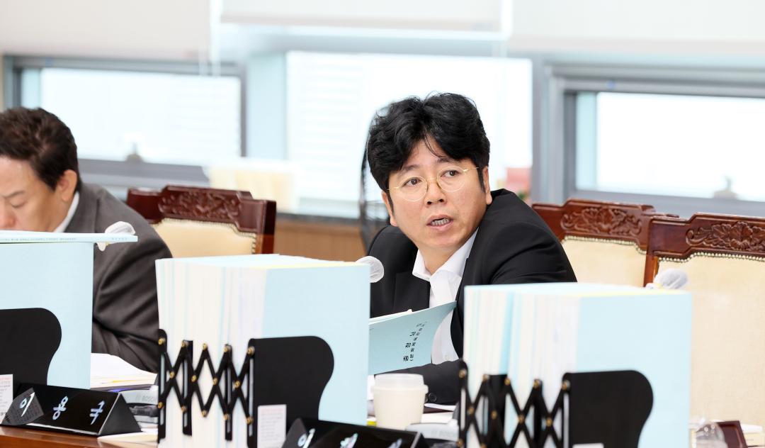 '제361회 임시회 제1차 예산결산특별위원회' 게시글의 사진(36) '250908_제361회 임시회 예결특위_36.JPG'