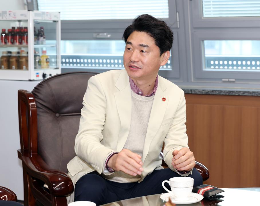 '제주특별자치도의회 교육위원회 충남도의회 방문' 게시글의 사진(42) '1104_제주도의회 교육위원회 방문40.jpg'