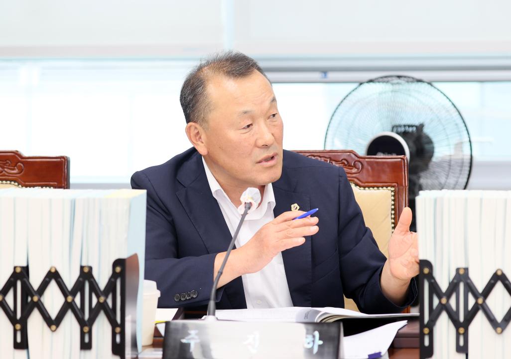 '제361회 임시회 제1차 예산결산특별위원회' 게시글의 사진(77) '250908_제361회 임시회 예결특위_84.JPG'