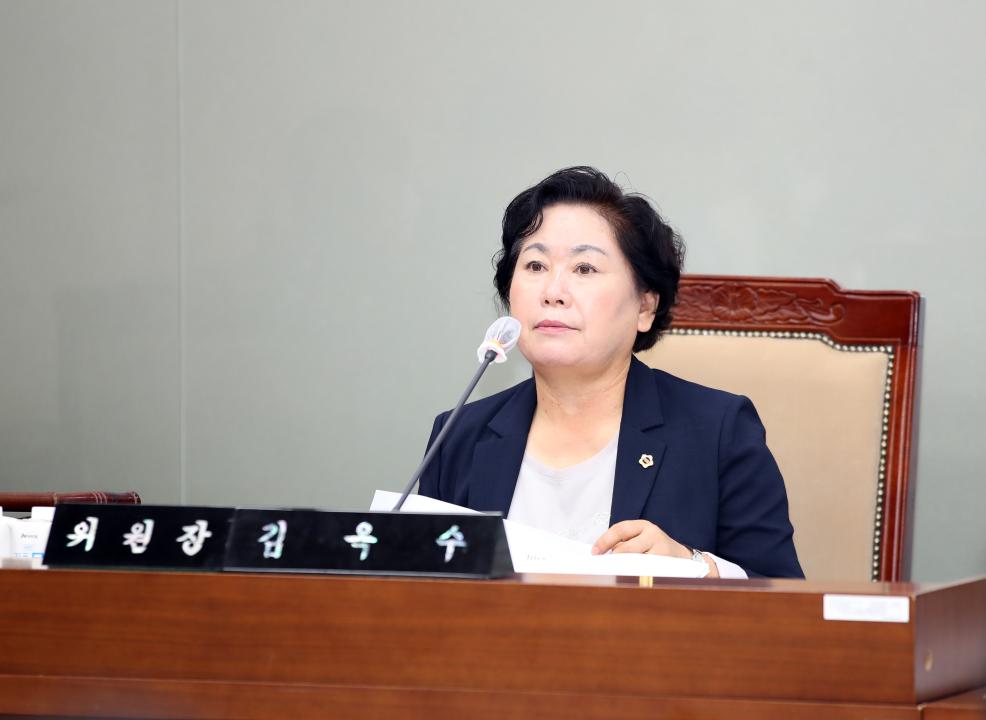 '제2차 문화관광재단 대표이사 후보자 인사청문특위' 게시글의 사진(8) '230621_제2차 문화관광재단 대표이사 인사청문특위_27.JPG'