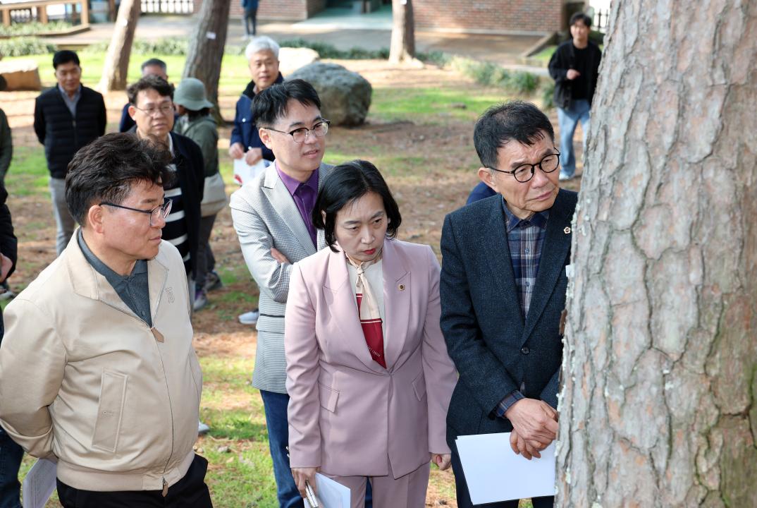 '제358회 임시회 보건복지환경위원회 현장방문' 게시글의 사진(172) '0415_안면도 수목원 현장방문28.jpg'