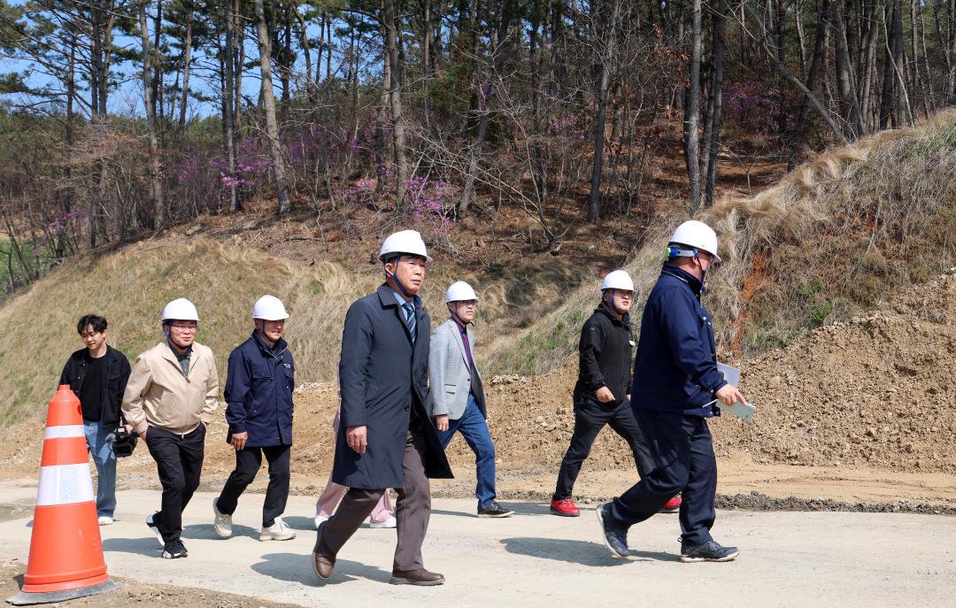 '제358회 임시회 보건복지환경위원회 현장방문' 게시글의 사진(131) '0415_원산도 자연휴양림 현장방문41.jpg'