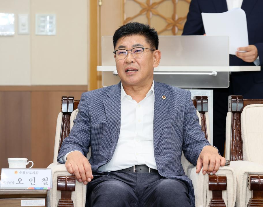 '충청남도의회-서울대 입법연구센터 자치입법권 강화 업무 협약식' 게시글의 사진(35) '250729_충청남도의회-서울대 입법연구센터 MOU_66.JPG'