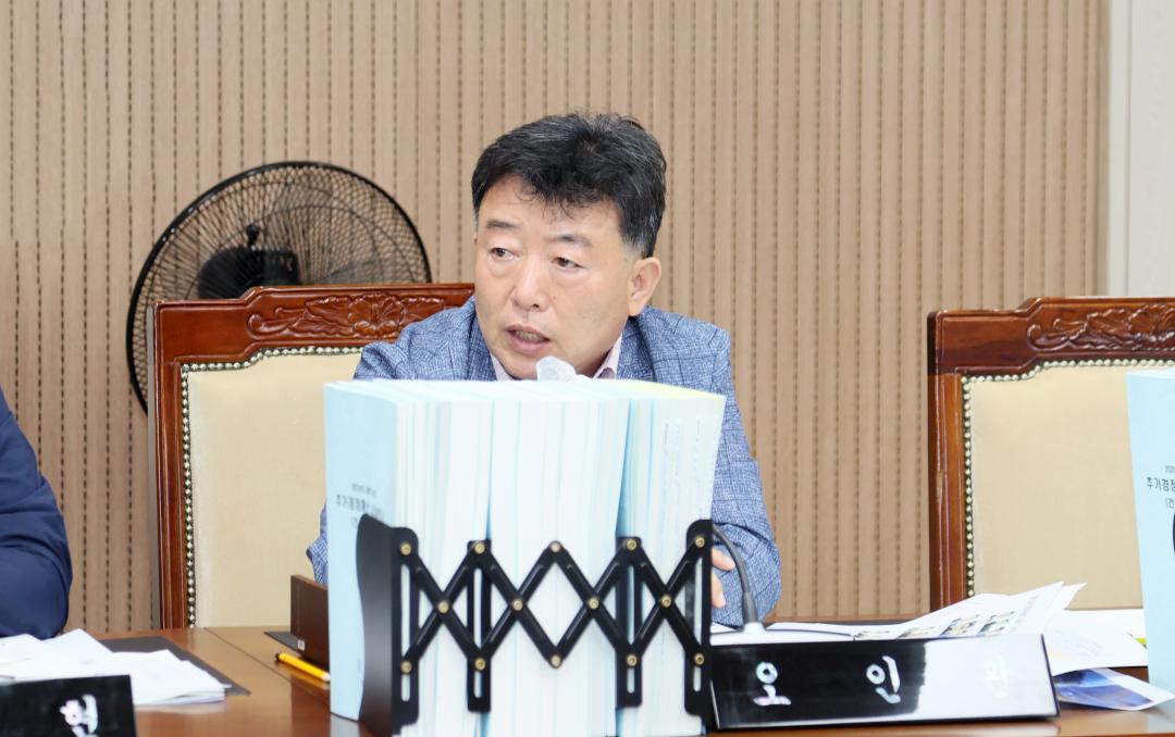 '제361회 임시회 제1차 예산결산특별위원회' 게시글의 사진(63) '250908_제361회 임시회 예결특위_67.JPG'