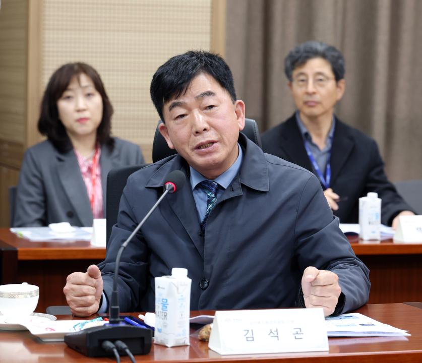 '제358회 임시회 보건복지환경위원회 현장방문' 게시글의 사진(28) '0415_보건환경연구원 현장방문29.jpg'