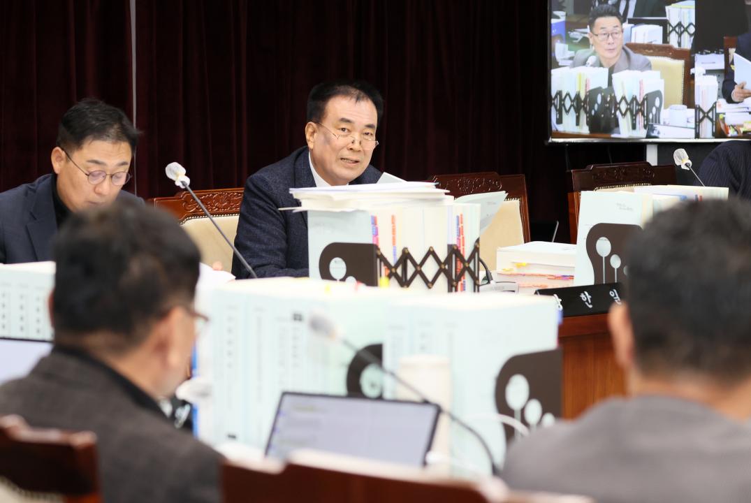 '제362회 정례회 제5차 교육위원회' 게시글의 사진(27) '251202_제5차 교육위원회_39.JPG'