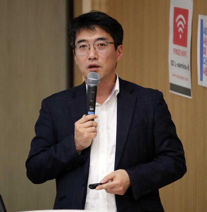 '박정수 의원 충청남도 프로야구장 건립 방안 모색 의정토론회' 게시글의 사진(20) '251103_충청남도 프로야구장 건립 방안 모색_19.jpg'