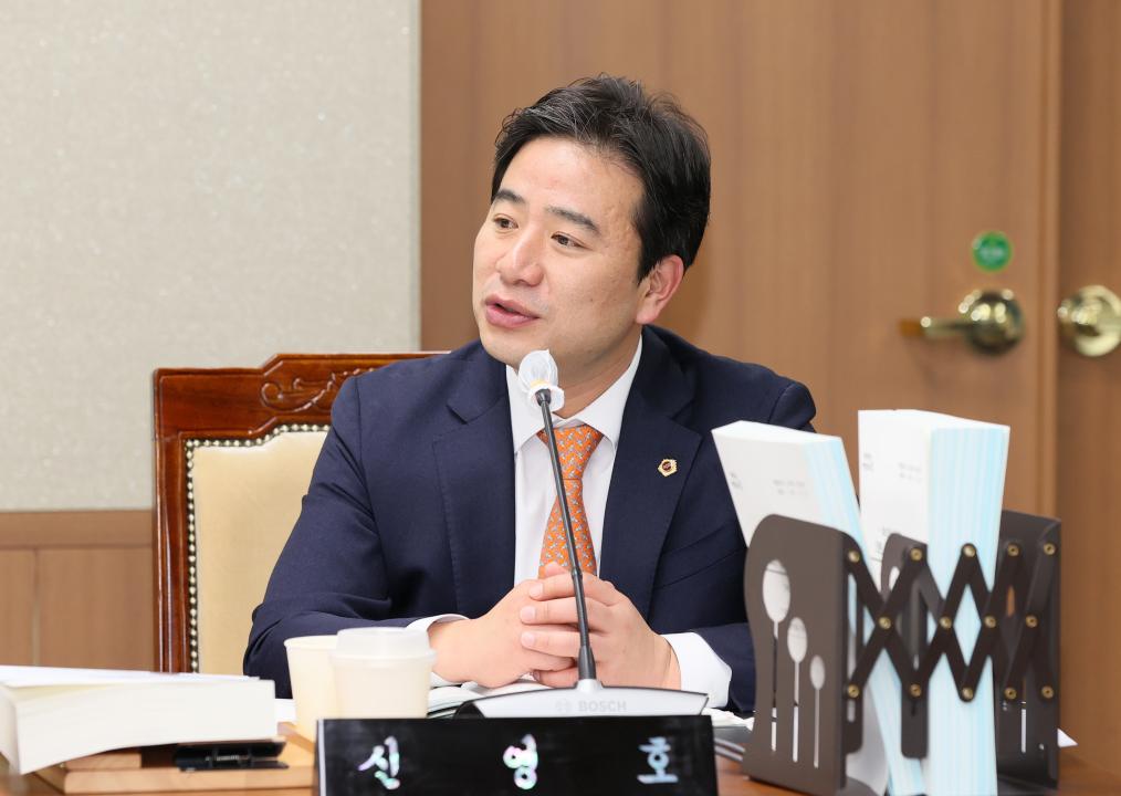 '제363회 임시회 제2차 농수산해양위원회' 게시글의 사진(50) '260122_제363회 임시회 제2차 농수산해양위원회_70.JPG'