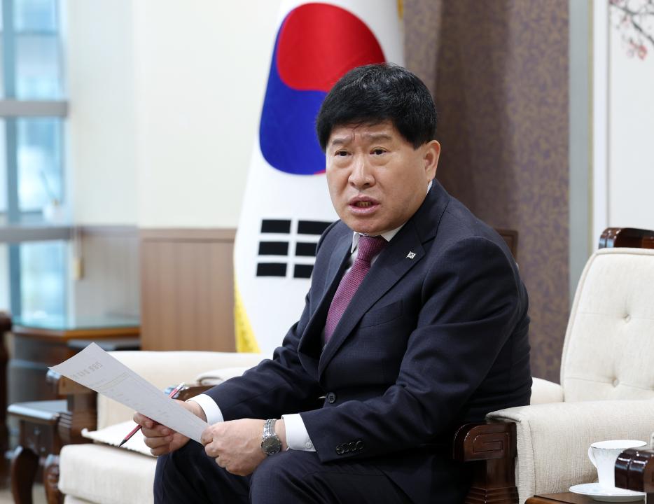 '충남가정어린이집연합회 회원 일행 접견' 게시글의 사진(24) '0319_충남가정어린이집 간담회30.jpg'