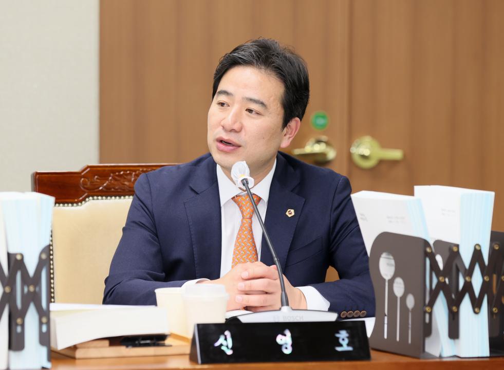 '제363회 임시회 제2차 농수산해양위원회' 게시글의 사진(48) '260122_제363회 임시회 제2차 농수산해양위원회_68.JPG'