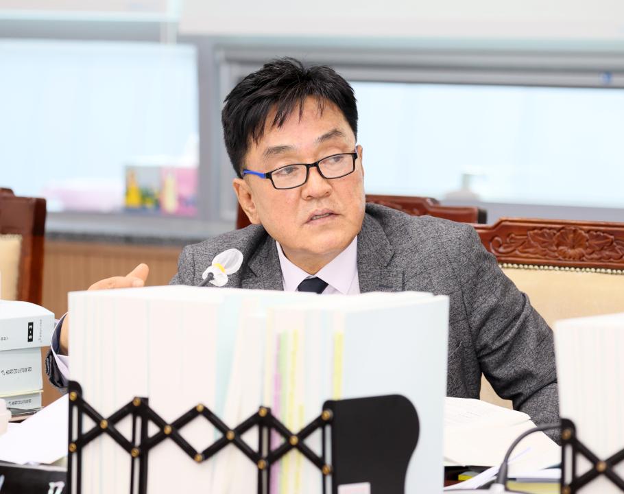 '제362회 정례회 제3차 예산결산특별위원회' 게시글의 사진(41) '251211_제3차 예산결산특별위원회_46.JPG'