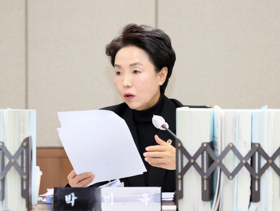 '제362회 정례회 제4차 농수산해양위원회' 게시글의 사진(17) '251203_제4차 농수산해양위원회_23.JPG'