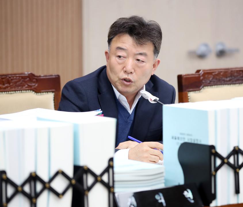 '제362회 정례회 제2차 예산결산특별위원회' 게시글의 사진(22) '1209_제2차 예결위_22.jpg'