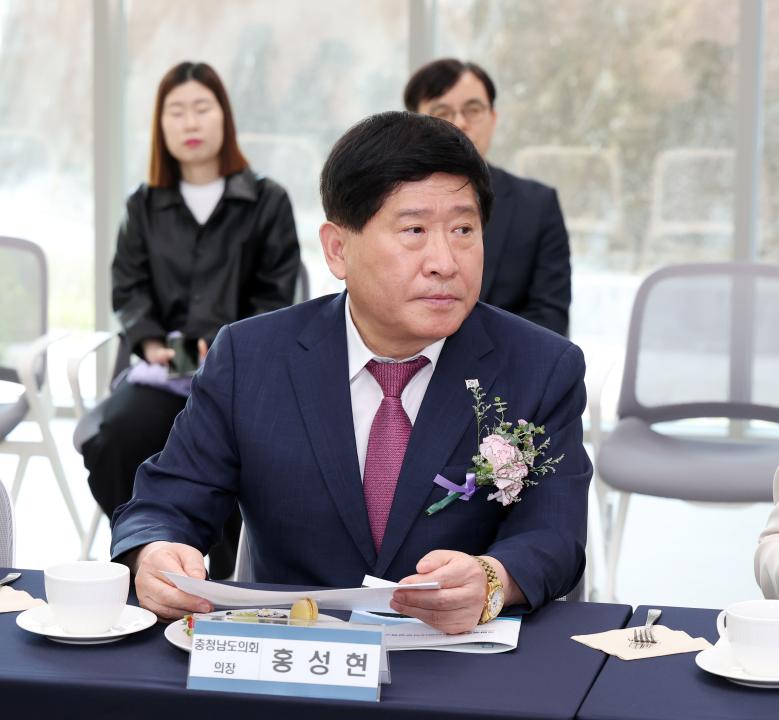 '국립공주대학교사범대학부설특수학교 개교식' 게시글의 사진(9) '0418_공주대학교사범대학부설 특수학교 개소식09.jpg'