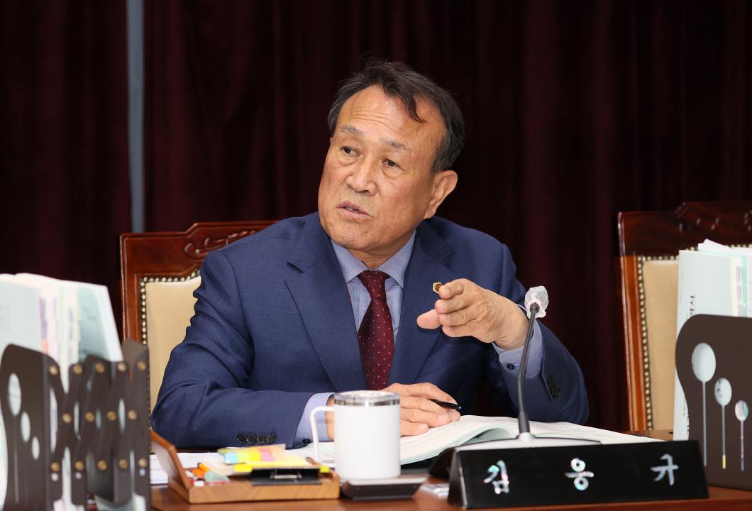 '제358회 임시회 제1차 교육위원회' 게시글의 사진(14) '250414_제358회 임시회 제1차 교육위원회_23.JPG'