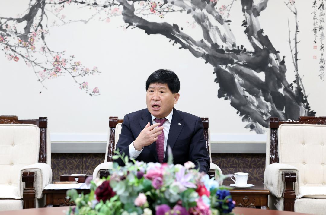 '충남가정어린이집연합회 회원 일행 접견' 게시글의 사진(17) '0319_충남가정어린이집 간담회18.jpg'