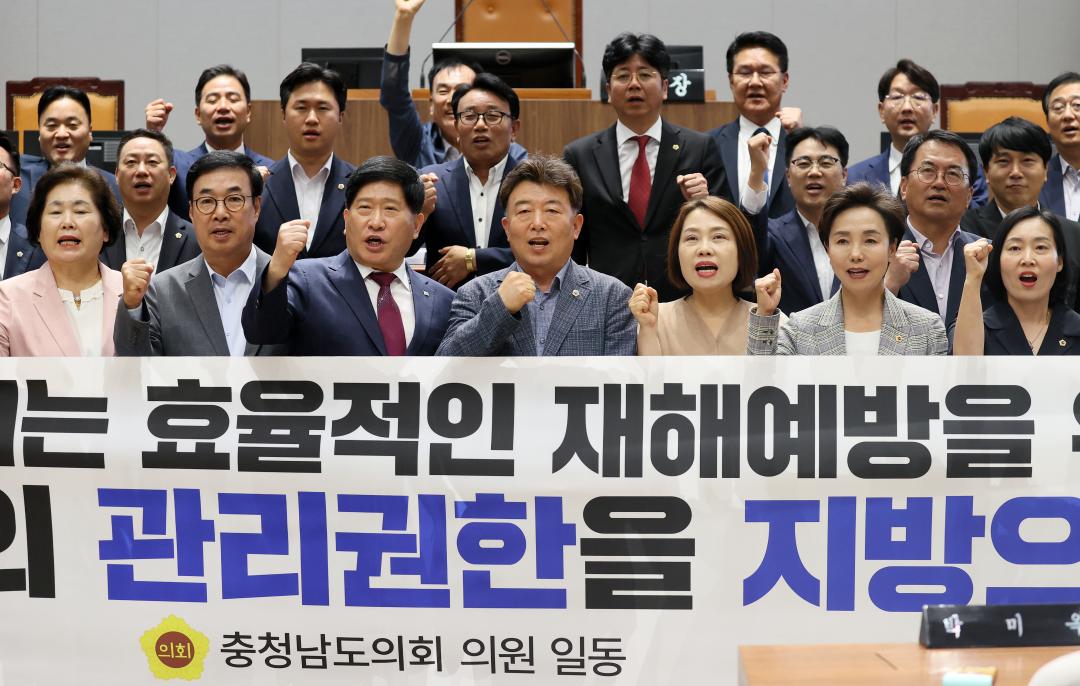 '제359회 정례회 제1차 본회의 오인환 의원 건의안' 게시글의 사진(3) '250610_제359회 정례회 오인환 의원 건의안_07.JPG'