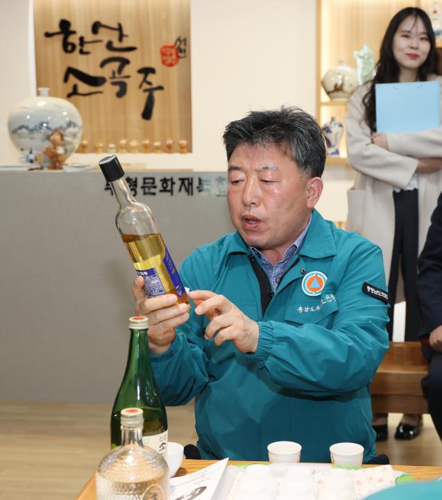 '제358회 임시회 농수위 현장방문(김산업특화단지, 전통줒조업체)' 게시글의 사진(23) '250415_제358회 임시회 농수위 현장방문_91.JPG'