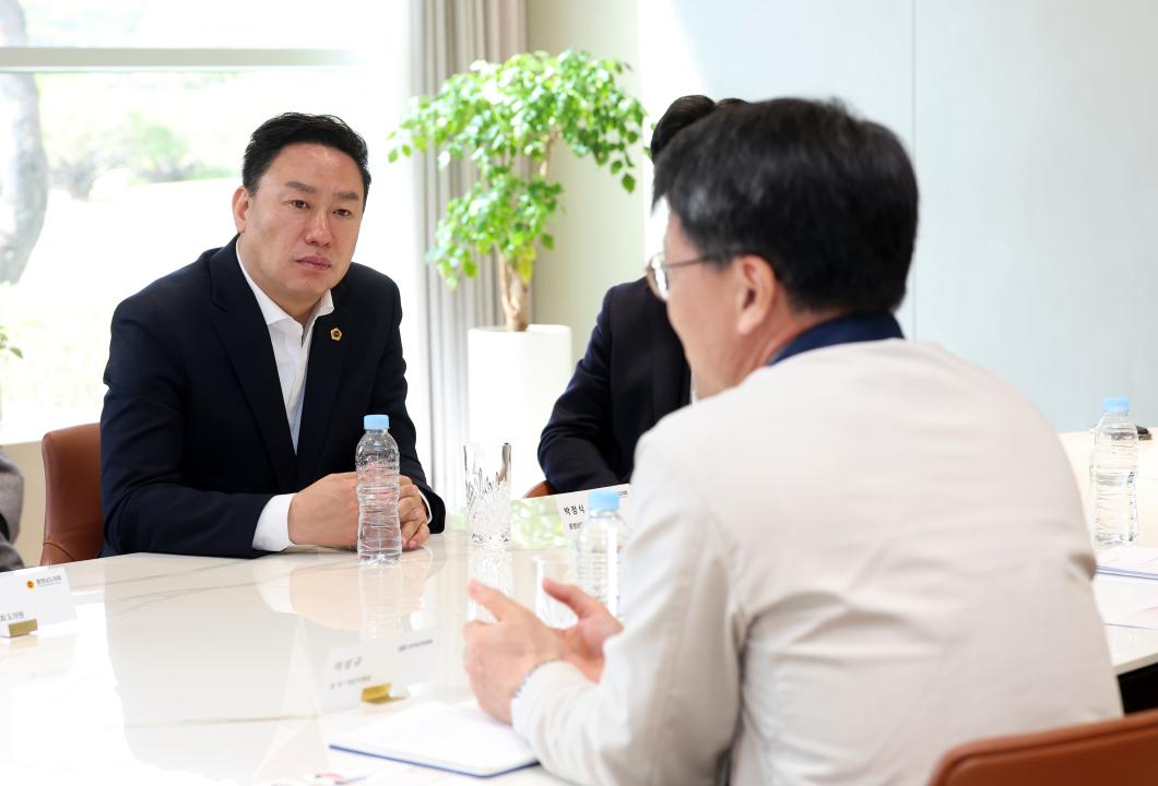 '제358회 임시회 기획경제위원회 현장방문' 게시글의 사진(37) '0416_현대자동차 아산공장 방문37.jpg'
