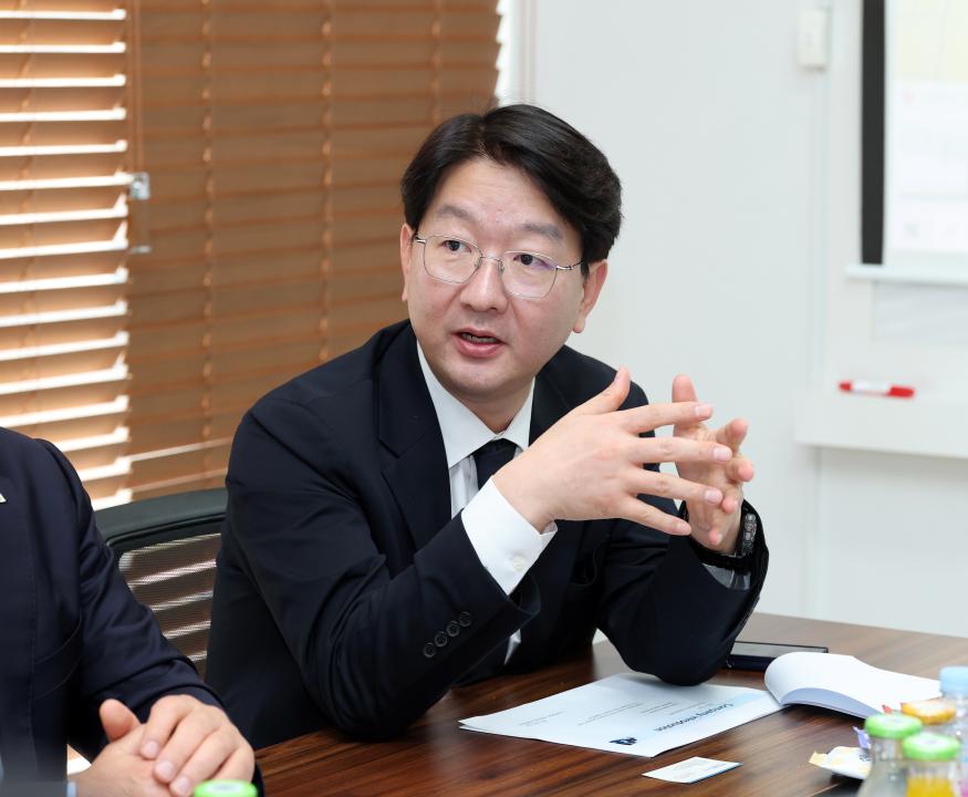 '제358회 임시회 기획경제위원회 현장방문' 게시글의 사진(58) '0416_인텍이앤씨 방문15.jpg'