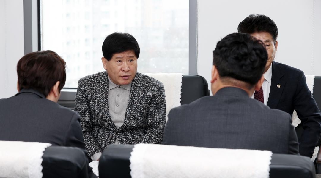 '충청권 4개 시도의회 의장 간담회' 게시글의 사진(7) '0304_충청권 시도의회의장 간담회07.jpg'
