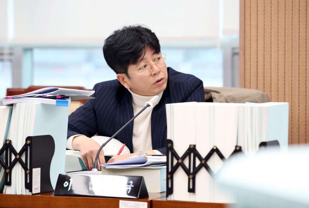 '제362회 정례회 제1차 예산결산특별위원회' 게시글의 사진(16) '1208_제362회 정례회 재1차 예산결산특별위원회_15.jpg'