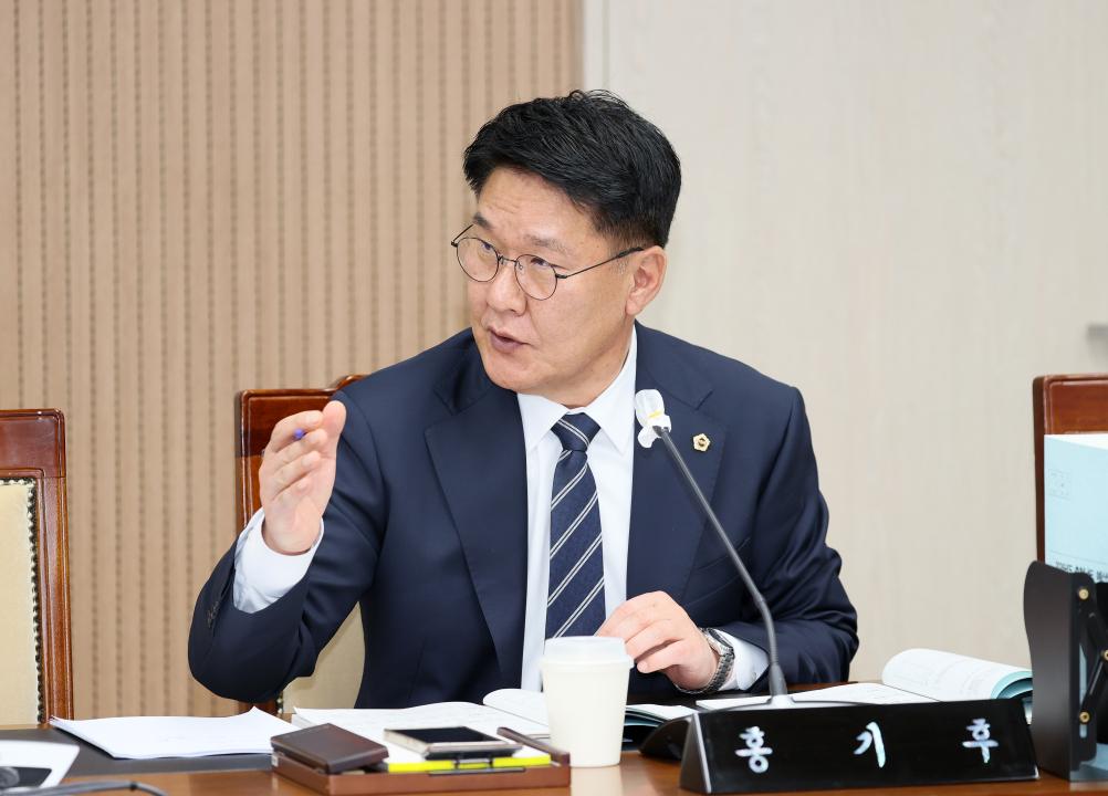 '제362회 정례회 제2차 의회운영위원회' 게시글의 사진(31) '251121_제2차 의회운영위원회_41.JPG'