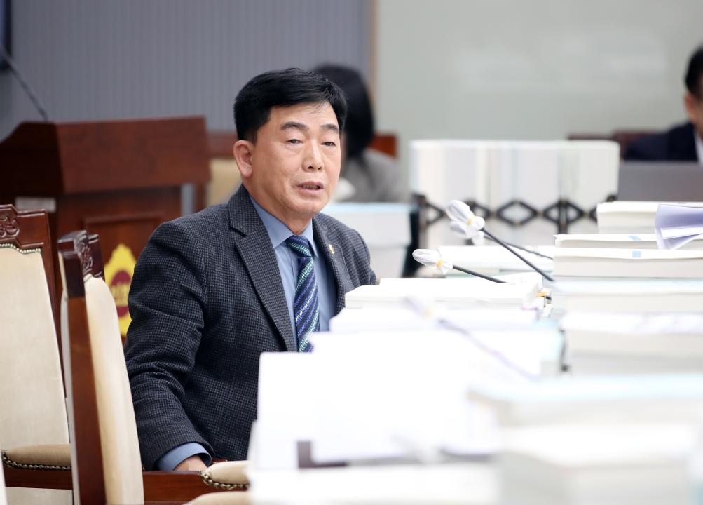 '제362회 정례회 제1차 예산결산특별위원회' 게시글의 사진(44) '1208_제362회 정례회 재1차 예산결산특별위원회_43.jpg'