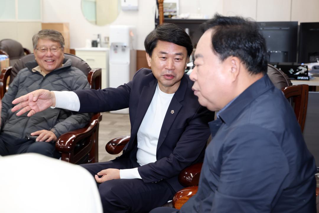 '제주특별자치도의회 교육위원회 충남도의회 방문' 게시글의 사진(25) '1104_제주도의회 교육위원회 방문61.jpg'