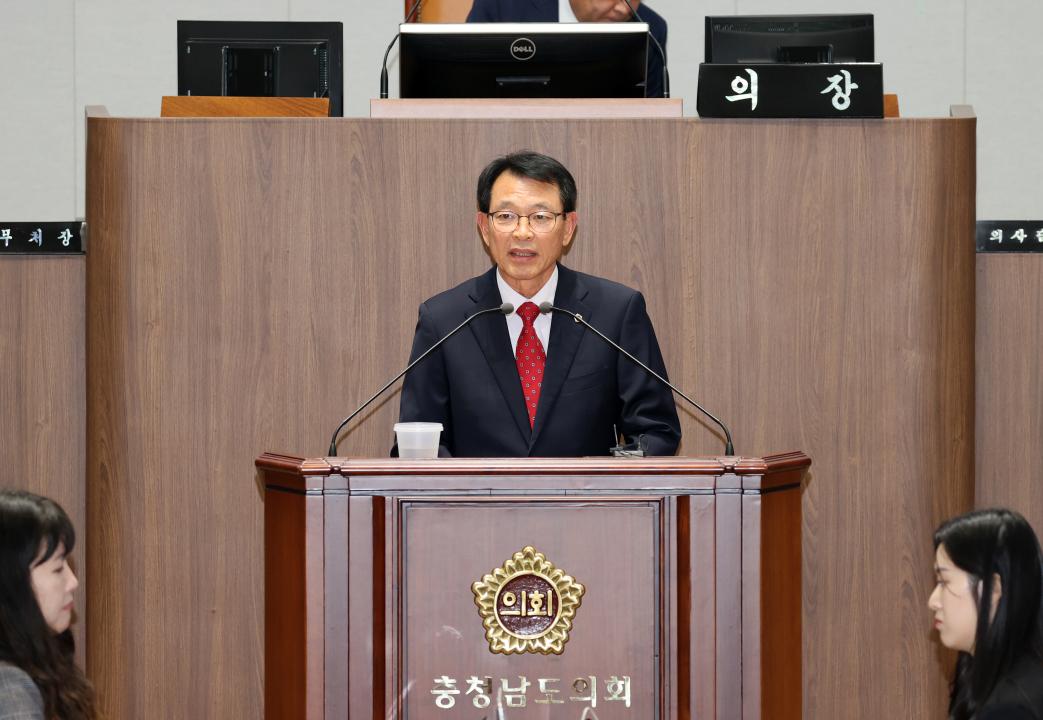 '제358회 임시회 제1차 본회의' 게시글의 사진(30) '250408_제358회 임시회 제1차 본회의_27.JPG'