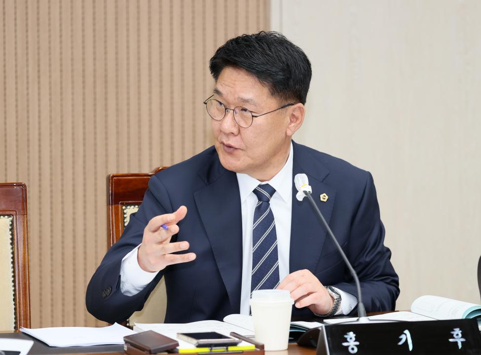 '제362회 정례회 제2차 의회운영위원회' 게시글의 사진(32) '251121_제2차 의회운영위원회_42.JPG'