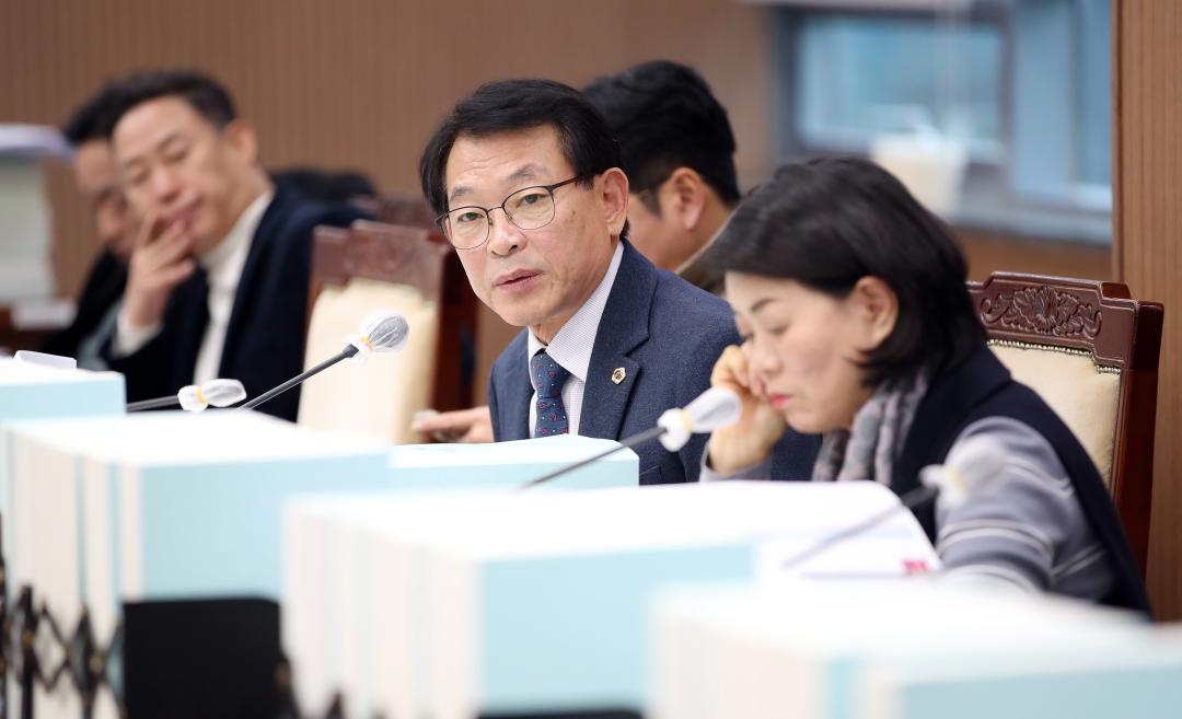 '제362회 정례회 제2차 예산결산특별위원회' 게시글의 사진(37) '1209_제2차 예결위_37.jpg'