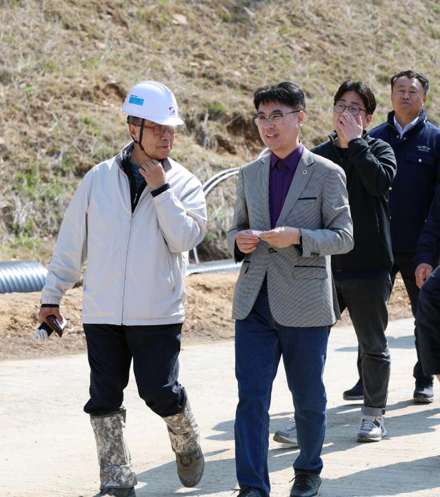 '제358회 임시회 보건복지환경위원회 현장방문' 게시글의 사진(142) '0415_원산도 자연휴양림 현장방문54.jpg'