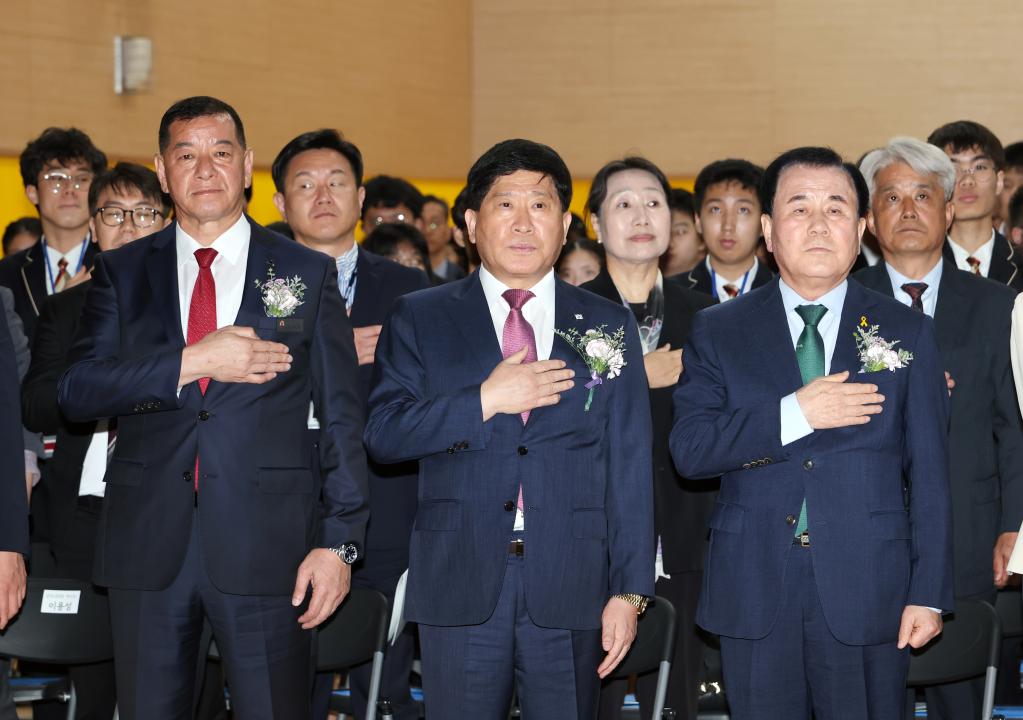 '국립공주대학교사범대학부설특수학교 개교식' 게시글의 사진(20) '0418_공주대학교사범대학부설 특수학교 개소식20.jpg'