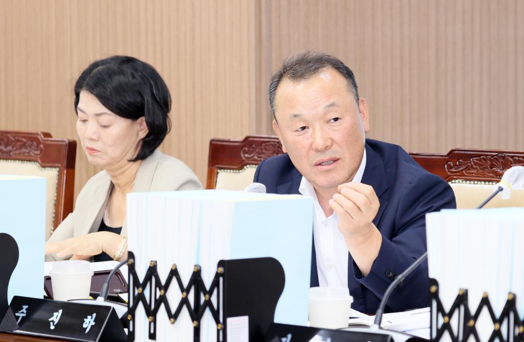 '제361회 임시회 제1차 예산결산특별위원회' 게시글의 사진(76) '250908_제361회 임시회 예결특위_83.JPG'